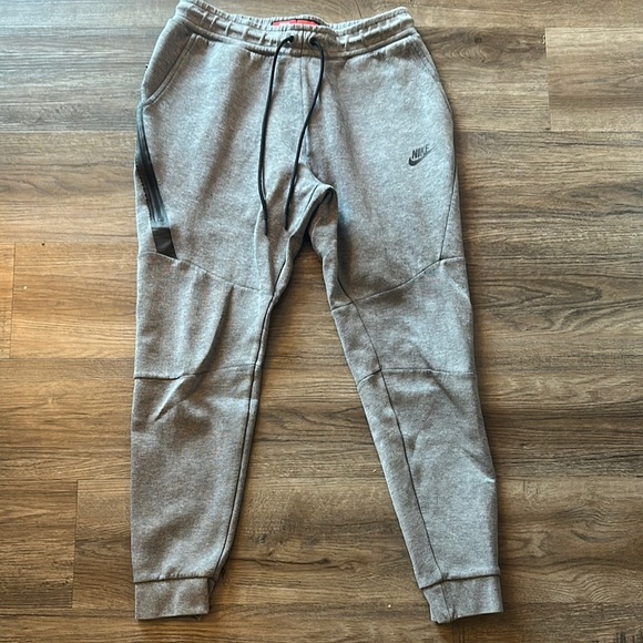 Nike Other - Men’s Size M Nike Tech Fleece Slim Tapered Pants 805162-091 Gray